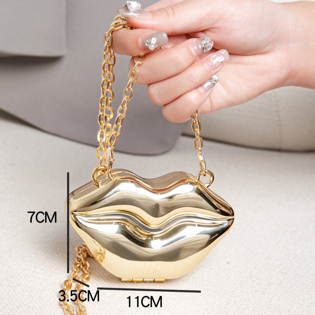Glamour Kiss Gold Lip Clutch