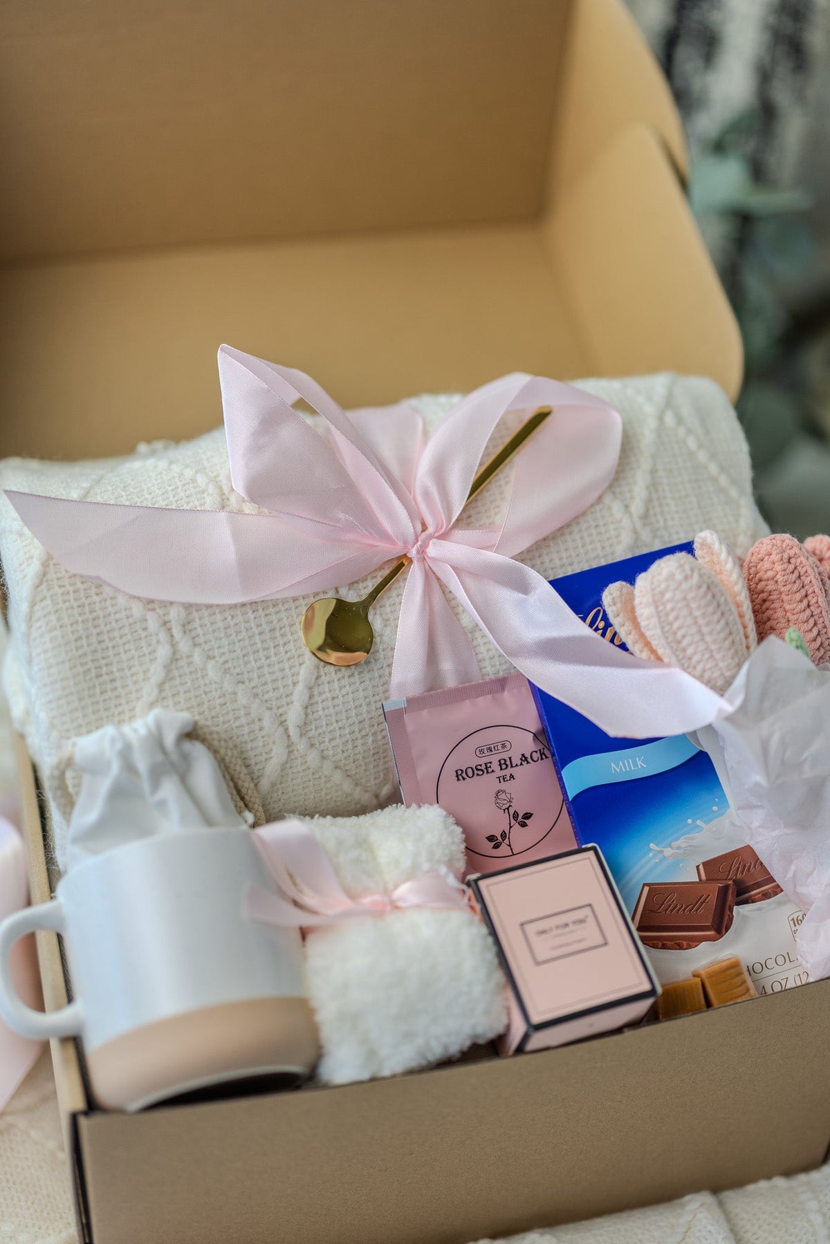 Ultimate New Mom & Baby Gift Box