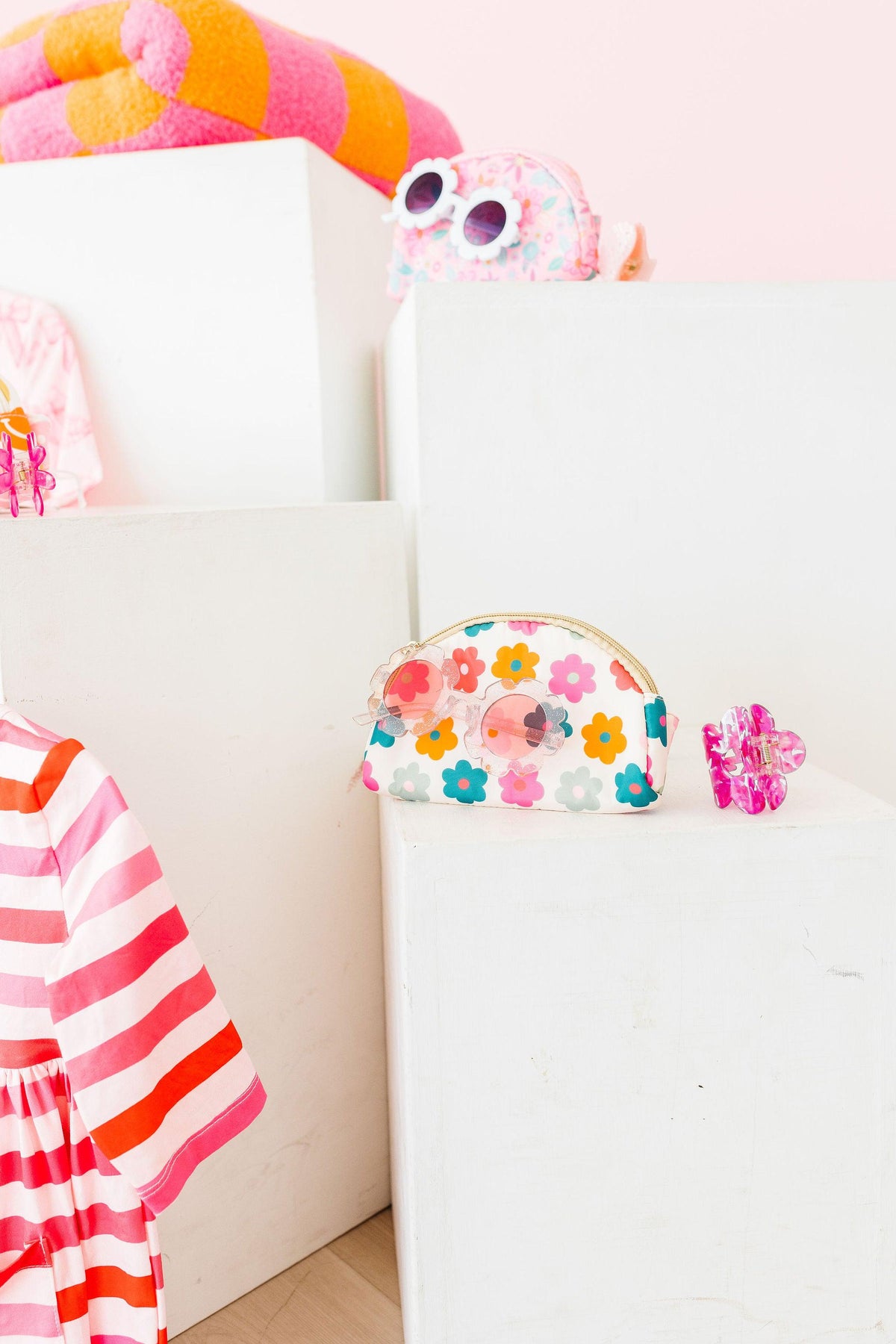 Mila & Rose® — Retro Floral Belt Bag